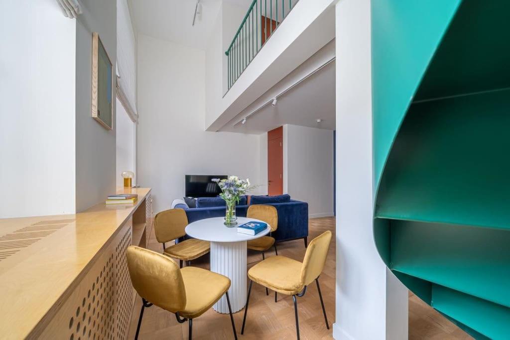 Designer Loft In The City Center Apartman Riga Kültér fotó