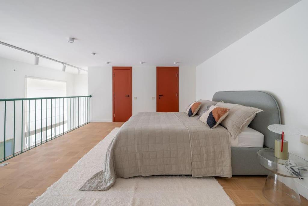 Designer Loft In The City Center Apartman Riga Kültér fotó